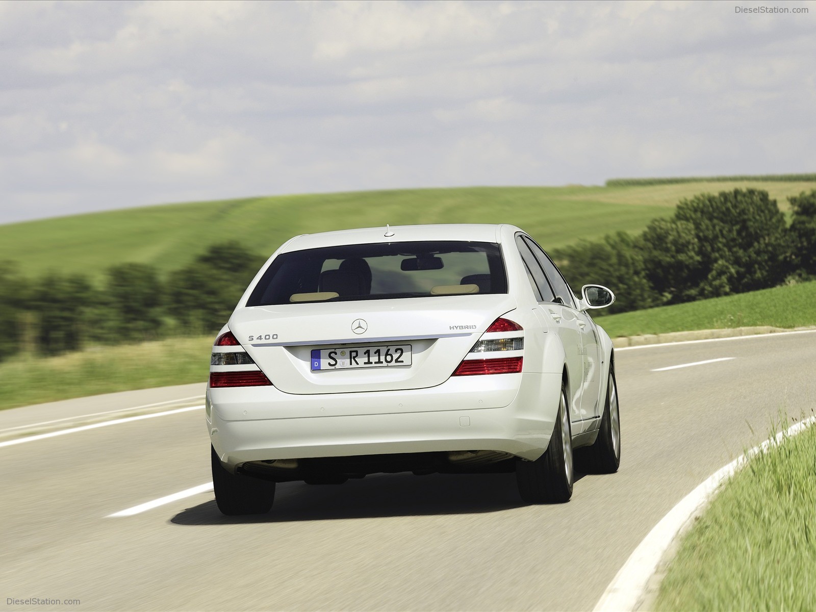 MERCEDES-BENZ S400 BlueHYBRID